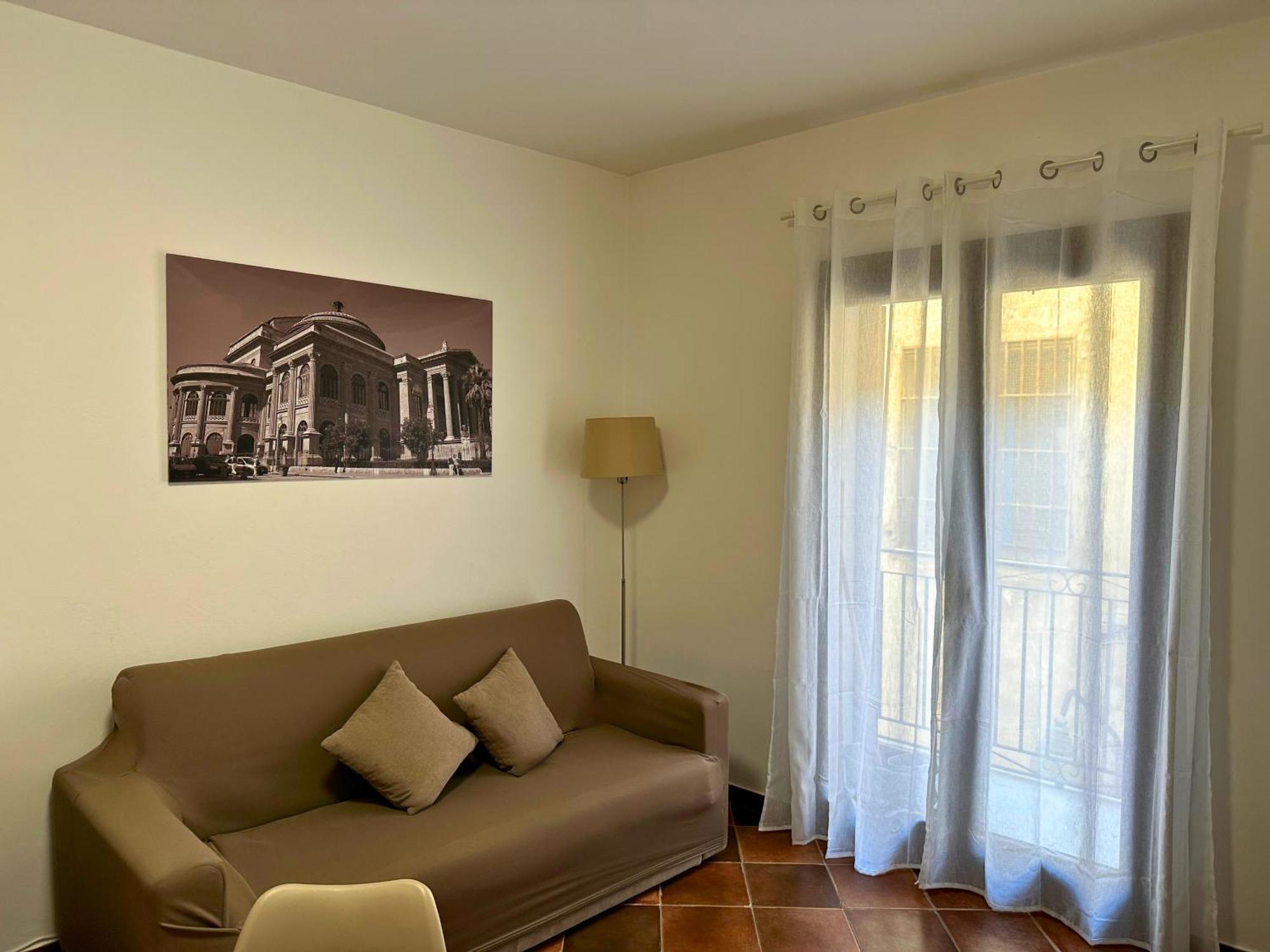 Appartamenti-Residence Al Massimo Palermo Exterior foto